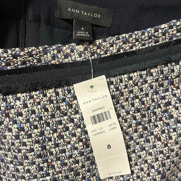 NWT Ann Taylor Black White Tweed Pencil Skirt 8 Classic Preppy Chic MSRP $109 - Picture 3 of 6
